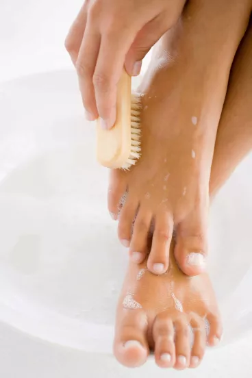 Beauté des pieds : séance de pédicure maison ! Conseils et astuces beauté pour avoir de beau pieds