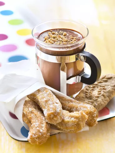 Chocolat chaud et churros au belVita®