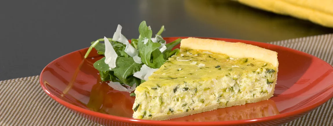 Tarte allégée aux brocolis et à la moutarde Tarte aux brocolis à la moutarde à l'Américaine avec Amora ®