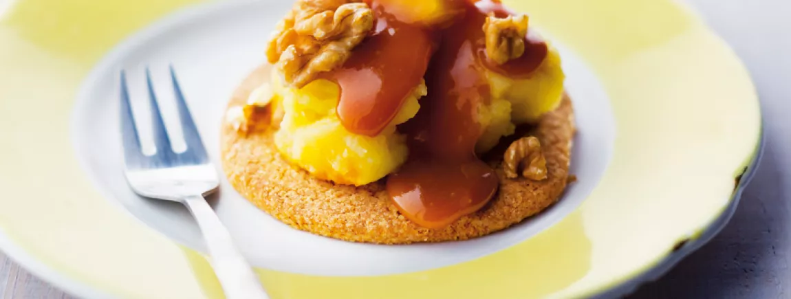Sablé de pomme au caramel et aux noix Sablé de pomme au caramel et aux noix