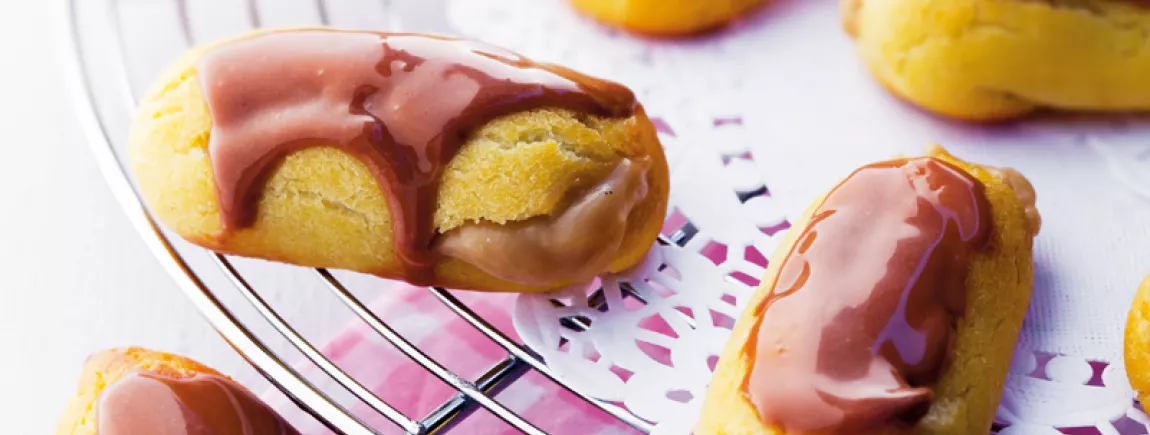 Mini-éclairs au caramel avec Carambar®