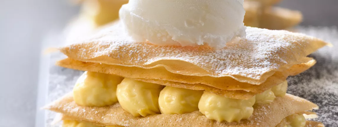 Mille-feuilles croustillant et sorbet plein fruit citron Carte d’Or® Mille-feuilles croustillant et sorbet plein fruit citron Carte d’Or®