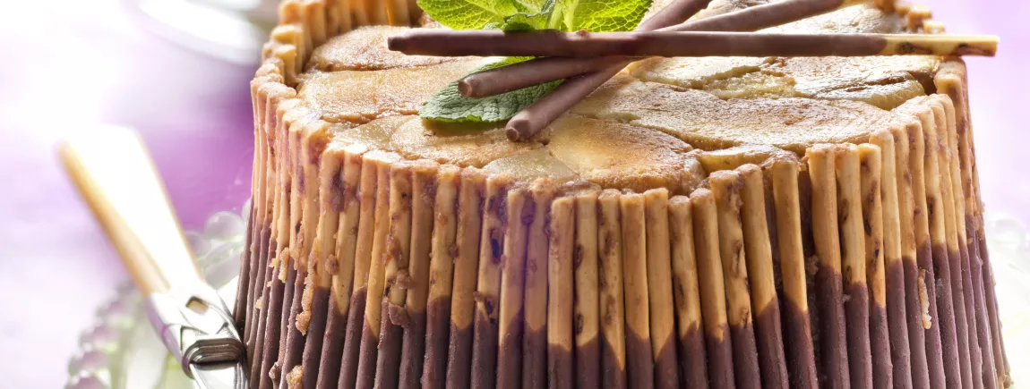 Charlotte Mikado ® Daim aux pommes caramélisées Charlotte Mikado® Daim aux pommes caramélisées