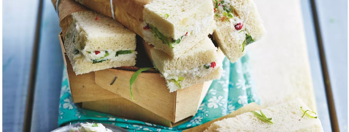 Mini club Sandwich au crabe et chèvre Mini club Sandwich au crabe et chèvre