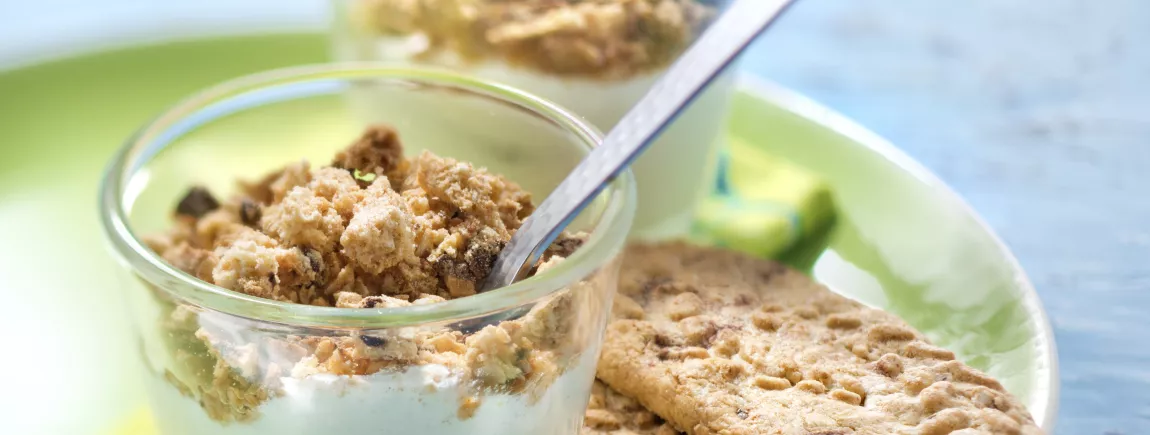 Mousse de fromage blanc au miel avec BelVita® Crookie Chocolat Mousse de fromage blanc au miel avec BelVita® Crookie Chocolat