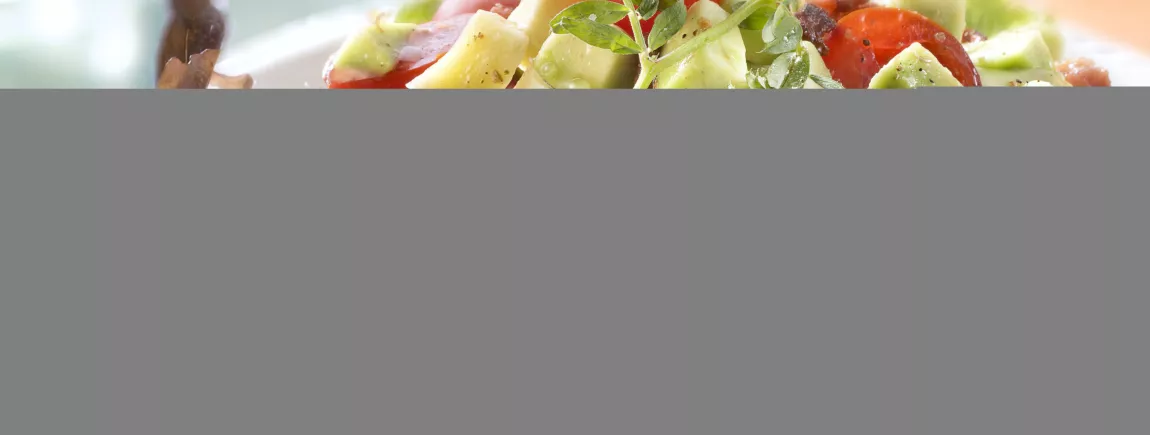 Salade d'avocats et lardons avec Maille® Salade d'avocats et lardons avec Maille®